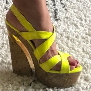 Yellow Wedge Sz 6